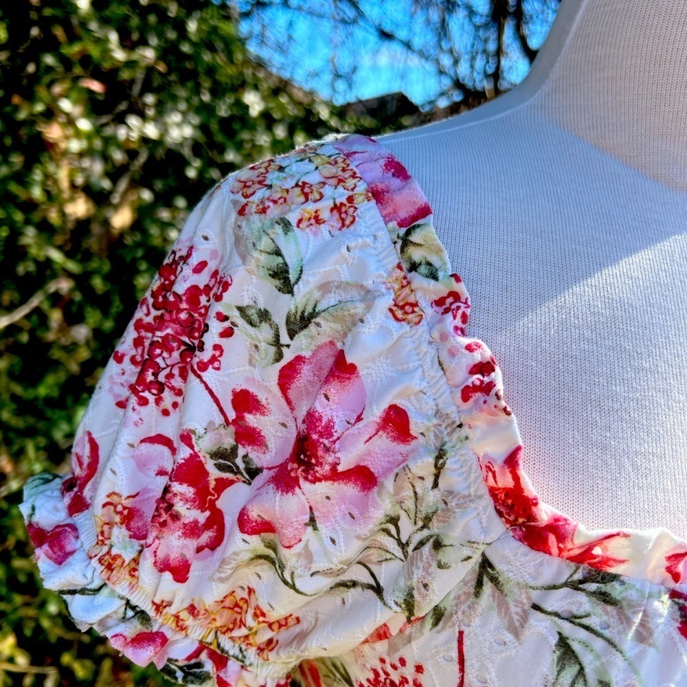 BCX -MILKMADE floral dress - Picture 5 of 8